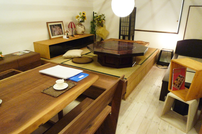 倉庫内1 倉庫内1