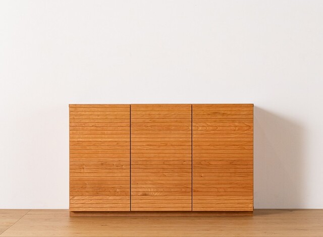 スリットデザイン（格子のようなデザイン）