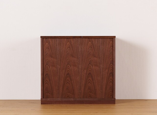 背面化粧仕上げ